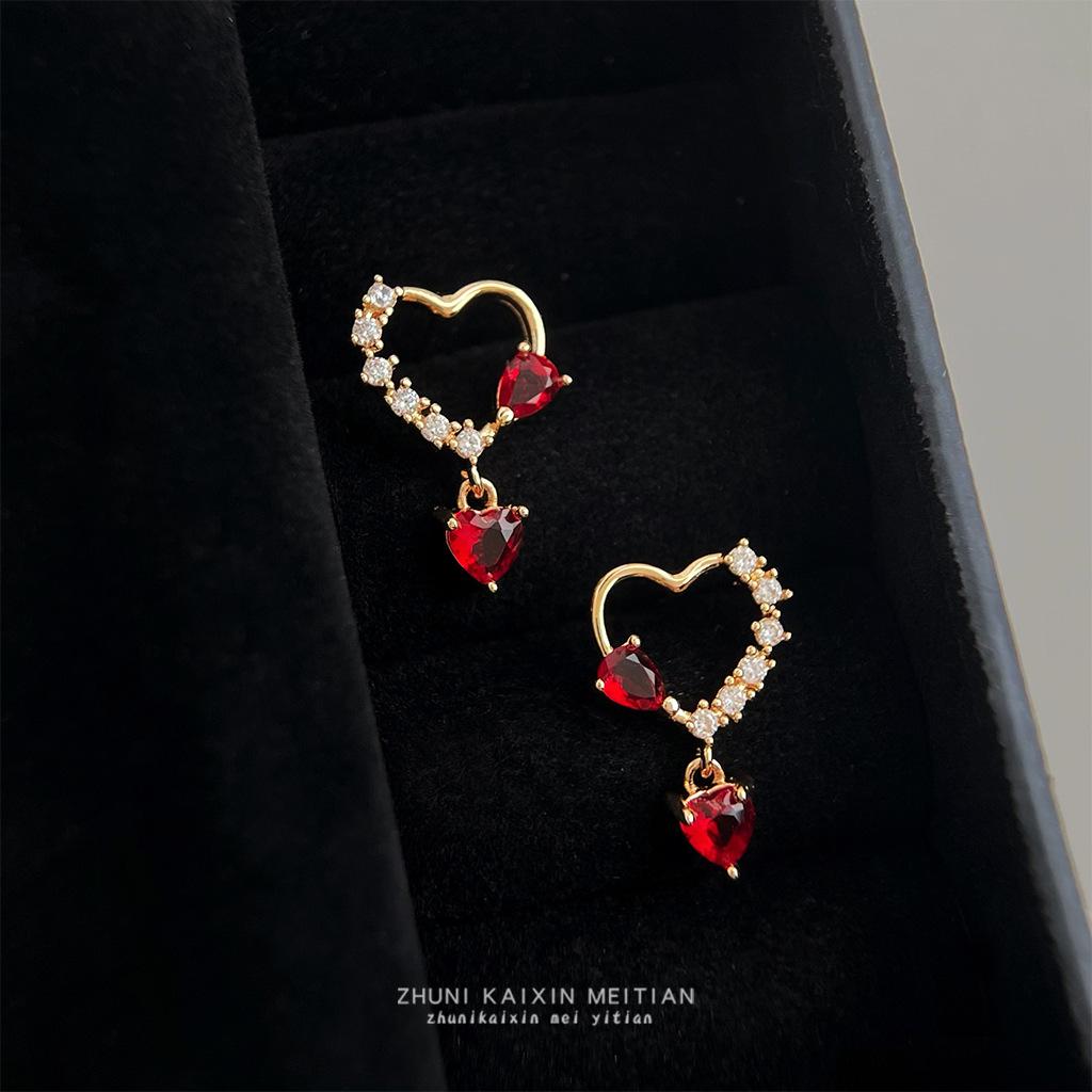 Micro-inlaid zircon 925 silver needle plated 14K literary commuter burgundy zircon love earrings stud earrings