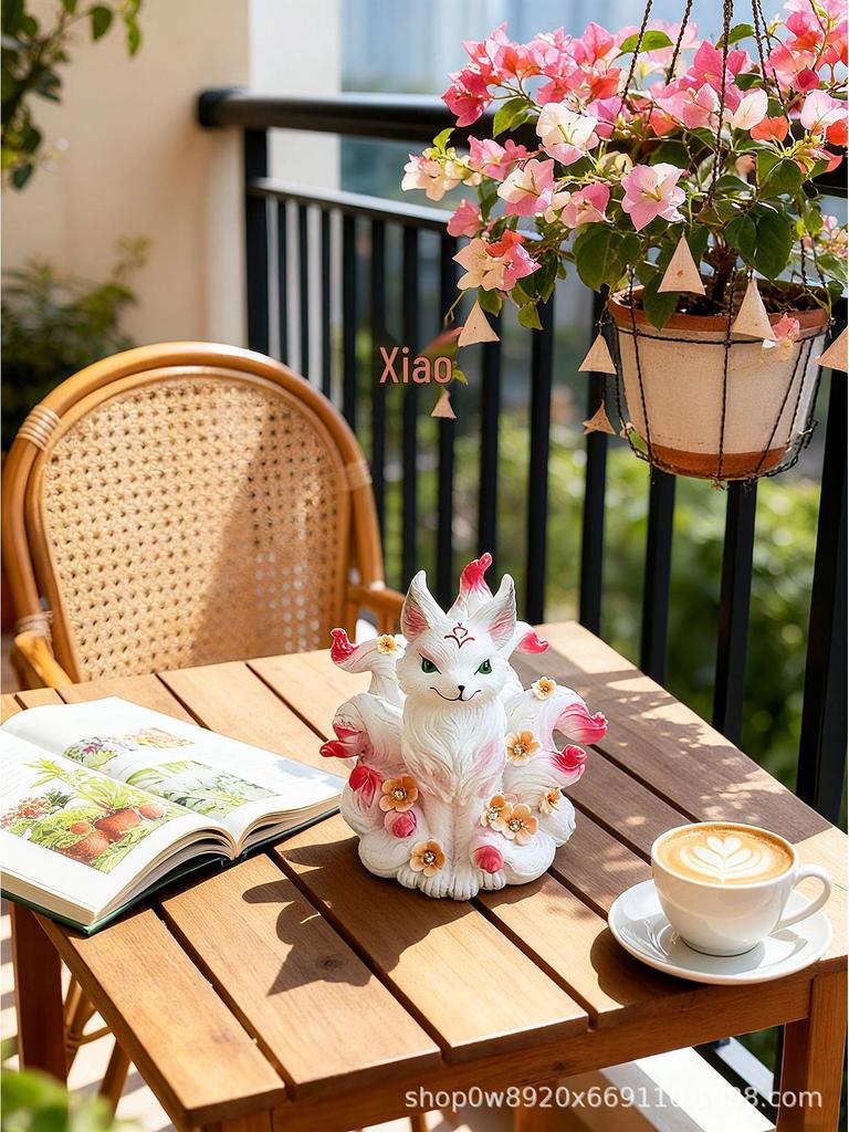 Nine-Tailed Fox Solar Outdoor Light Ornament