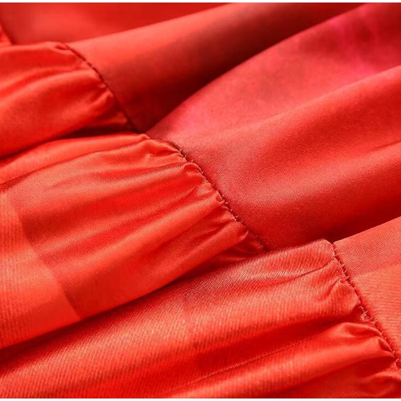 Женское платье-слинг с принтом и бантом — фото 13