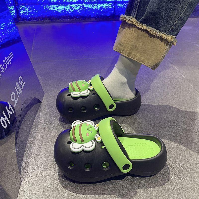 Non-slip hole shoes, dirt-resistant and non-smelly bag head drag women 2025 summer and autumn new cute student dormitory slippers women's outer wear