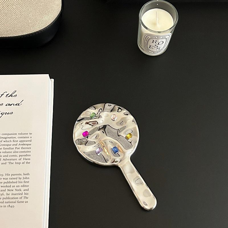 

Круглое зеркало в форме жидкости, мини-ручное настольное косметическое зеркало для макияжа, портативное зеркало для путешествий и сумочки S