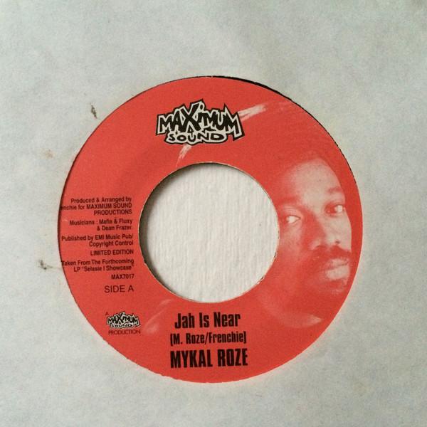 

7-дюймовая пластинка MICHAEL ROSE / DEAN FRASER - Jah is Near / Pressure Sax MAX7017 Maximum Sound 1997 UK Регги, Ска и Даб Б/У