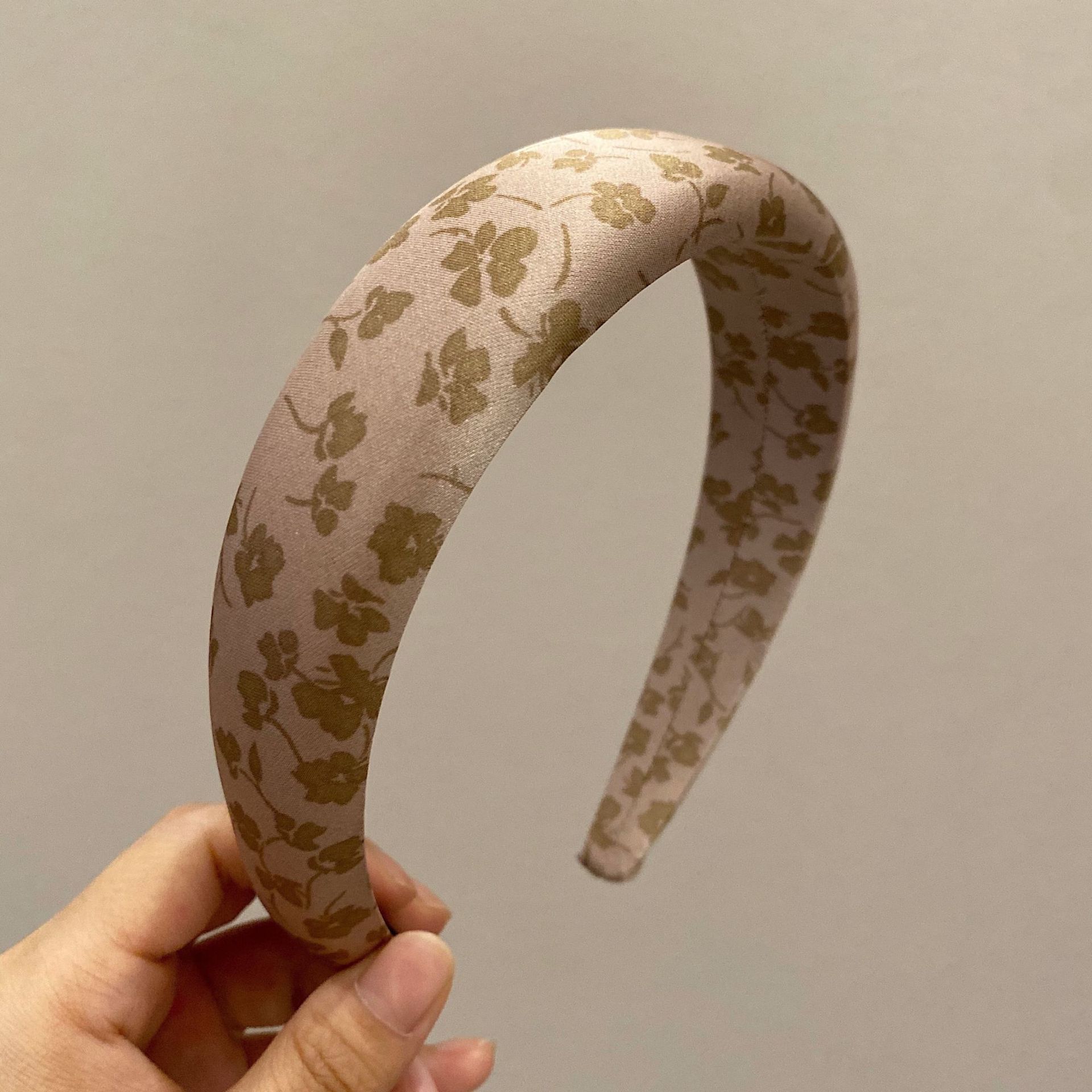 

Богемный Этнический Сатиновый Цветок Поролоновая Подкладка Повязка на Голову Взрослые Аксессуары для Волос Ювелирные Изделия для Волос