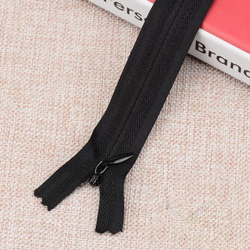 Invisible Zipper for Skirt, Pants, or Shirt Fabric (18-70CM, Various Colors)