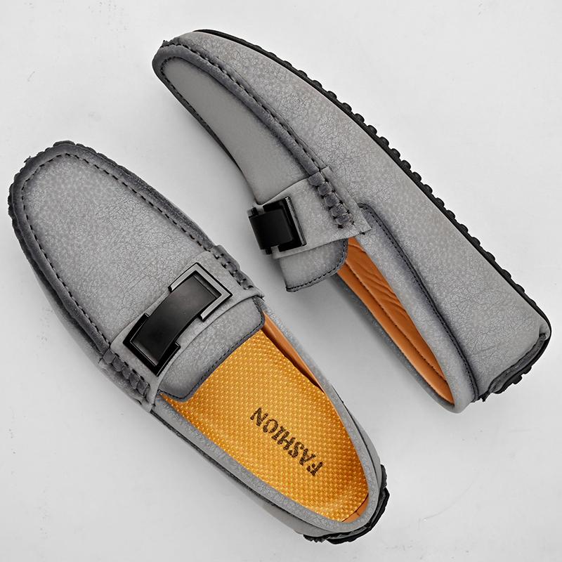 Fashion White Loafers for Men Soft Sole Social Shoes Casual Driving Flats Slip-on Male Moccasins Plus Size 38-49 Zapatillas Para Hombre