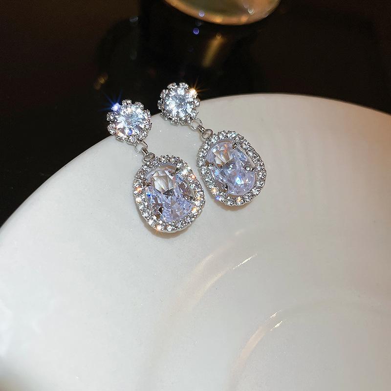 Hochwertige Silbernadel Zirkon Blume Fransenohrringe Europäische und Amerikanische Leichter Luxus Temperament Ohrringe Retro Nischenohrringe