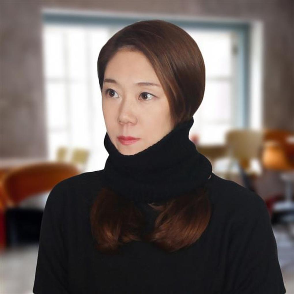 Black knit neck warmer scarf