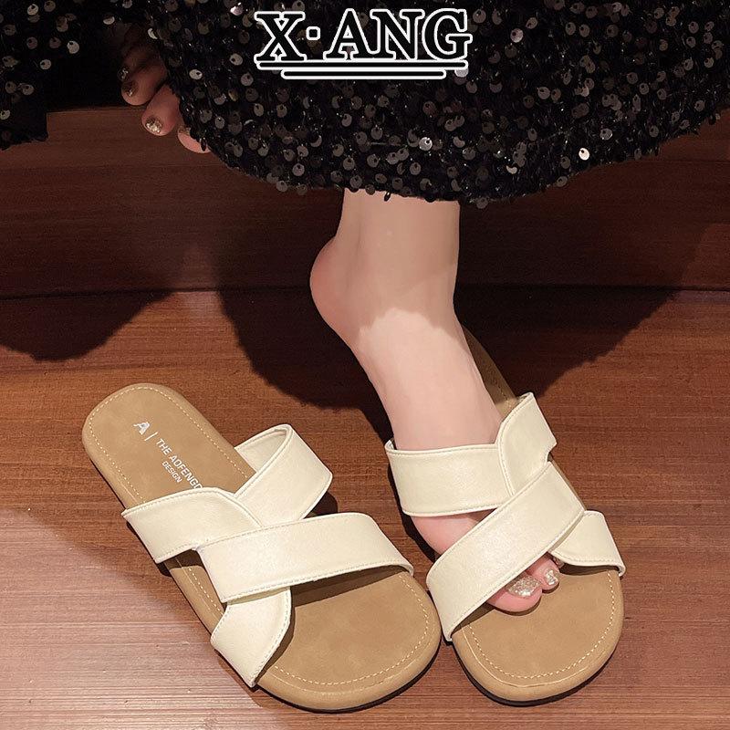 

Leather slippers women s summer wear 2025 new holiday style seaside flat bottom with skirt beach cool slippers 40