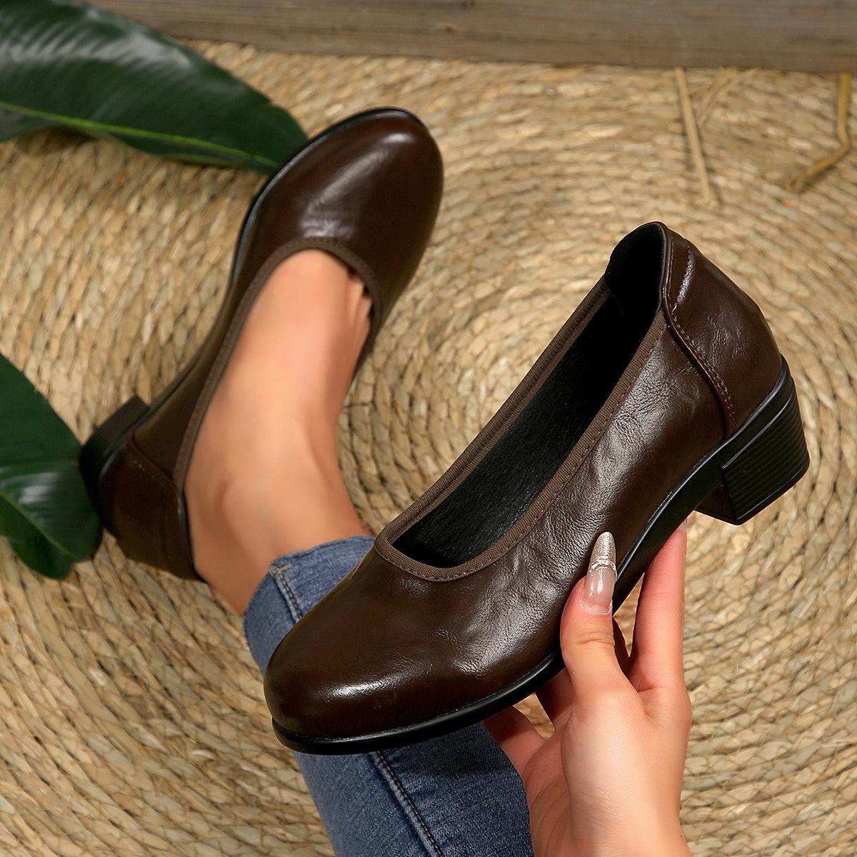 

2025 весенние кожаные туфли женские на толстом каблуке для работы, профессиональные женские туфли на мягкой подошве, туфли-одинарки для руководителя, отеля, лоферы 42 коричневый