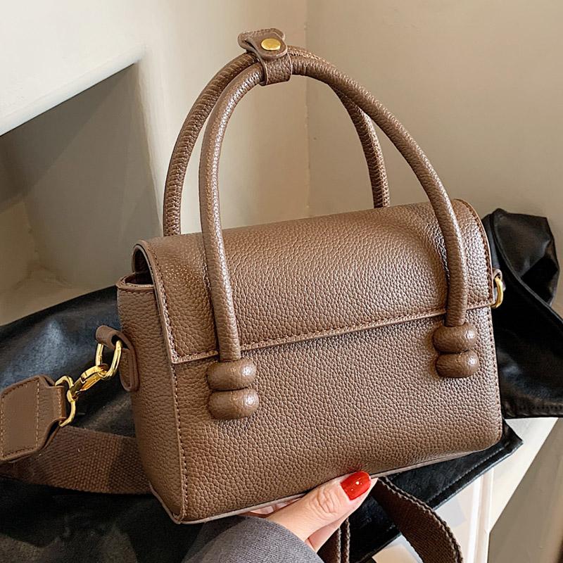 

Маленькая мягкая женская сумка из искусственной кожи, элегантный вечерний клатч, розовая, синяя, коричневая, квадратная сумка, женская сумка через плечо, сумка-мессенджер со сборками