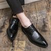 2025 British style leather shoes men's trend engraved business casual shoes hairstylist platform young men's small leather shoes