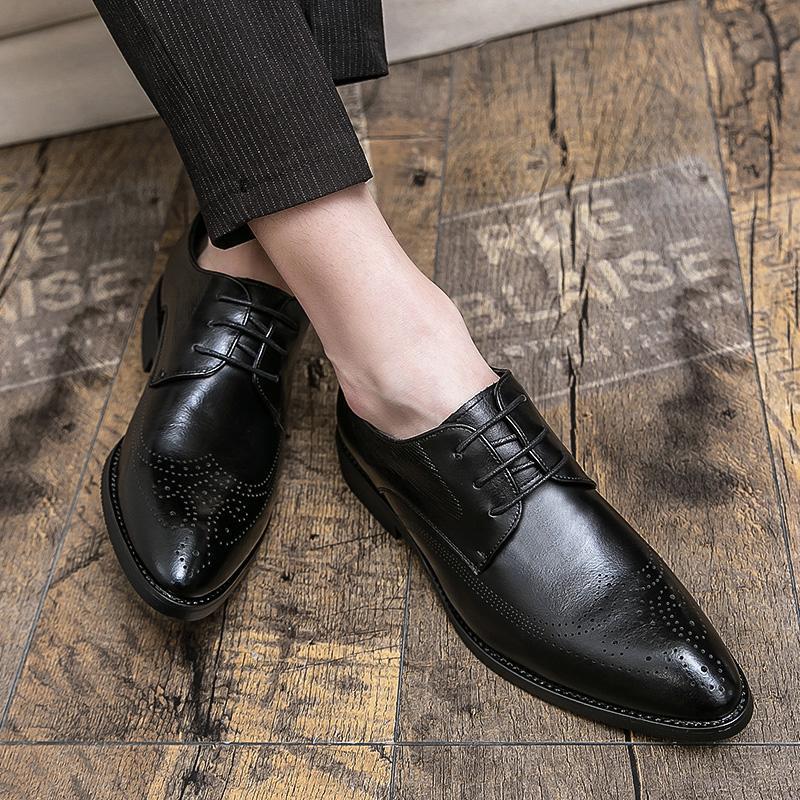 2025 British style leather shoes men's trend engraved business casual shoes hairstylist platform young men's small leather shoes