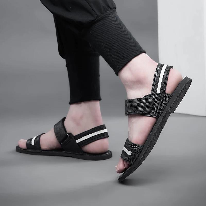Men Sandals Summer Leisure Beach Holiday Sandals Men Shoes 2025 New Outdoor Male Retro Comfortable Casual Sandals