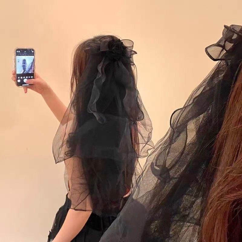 Gothic Runaway Bride Veil - Halloween Dark Princess Headpiece with Bow - Victorian Spooky Accessory
