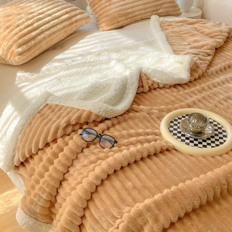 

Плюшевый плед «Кролик» в стиле легкой роскоши, зимний однотонный толстый плед из овечьей шерсти, двухслойный теплый одинарный офисный плед для сна 100x150cm 1pcs