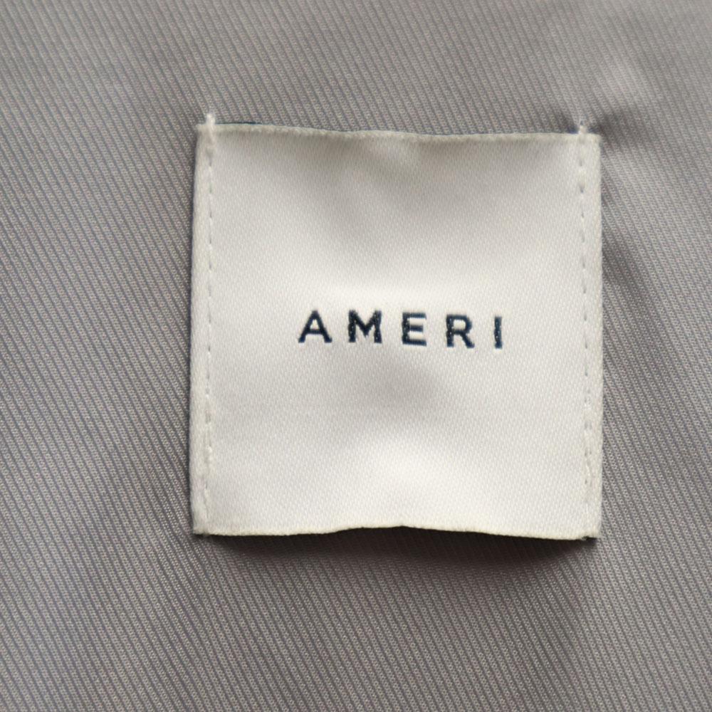 AMERI UNDRESSED Trenčkot s dlouhým rukávem, plisováním na zádech a páskem Šedý Dámský Použitý