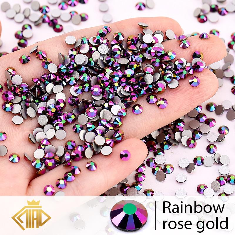 Pujiang Crystal Rhinestone Skleněné ploché dno Diamond Oblečení Doplňky Kulatý vrták na nehty DIY Náušnice Taška Samolepka Vrtačka