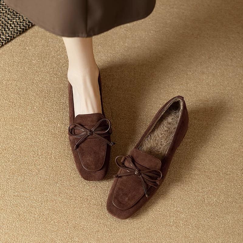 2025 Autumn and Winter New Retro Bow Matte Leather Thick Heel Single Shoes Women's Plush Fluffy Shoes One Pedal Loafers