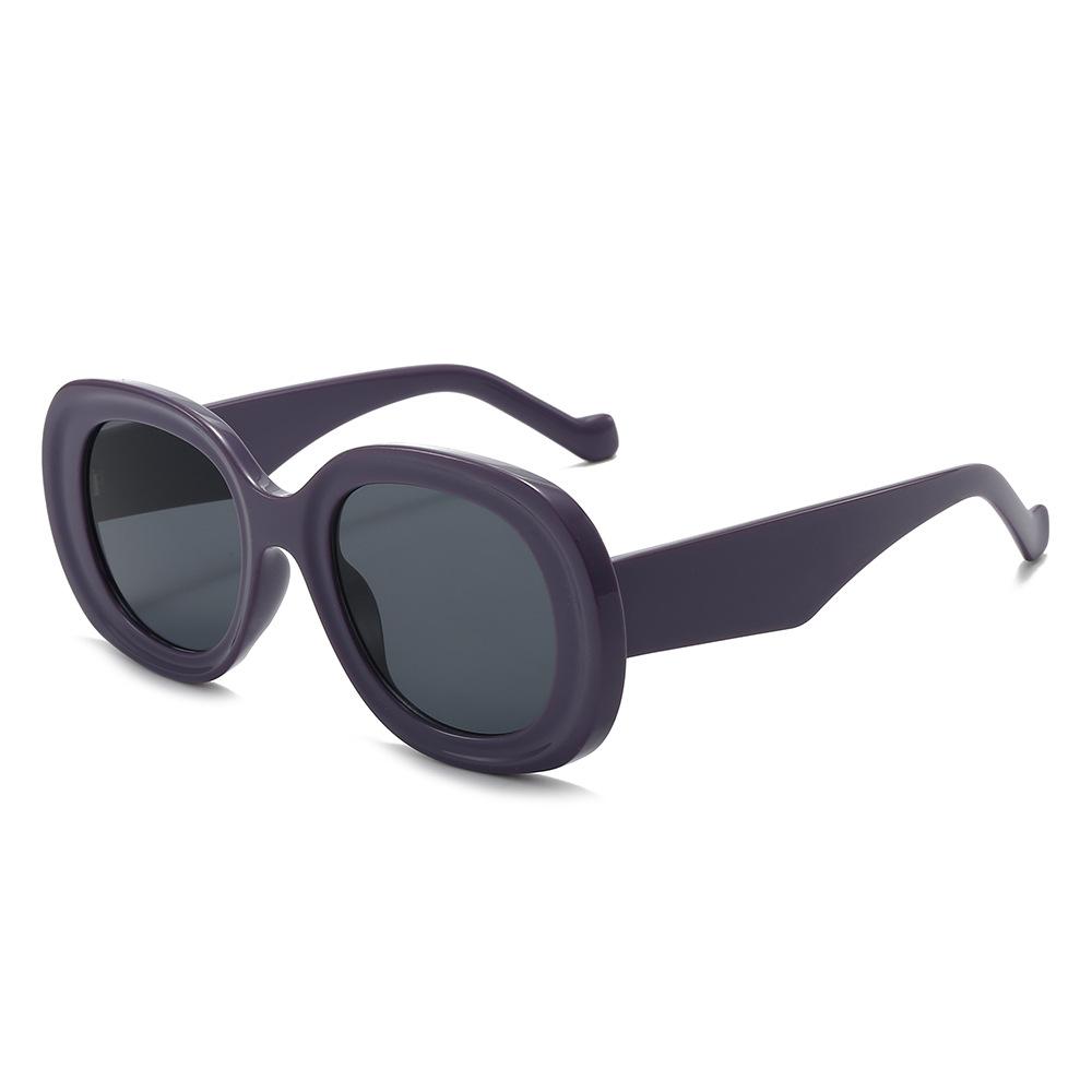 Vintage Oval Sunglasses for Women & Men Trendy Orange Shades Fashionable Look Summer Street Style