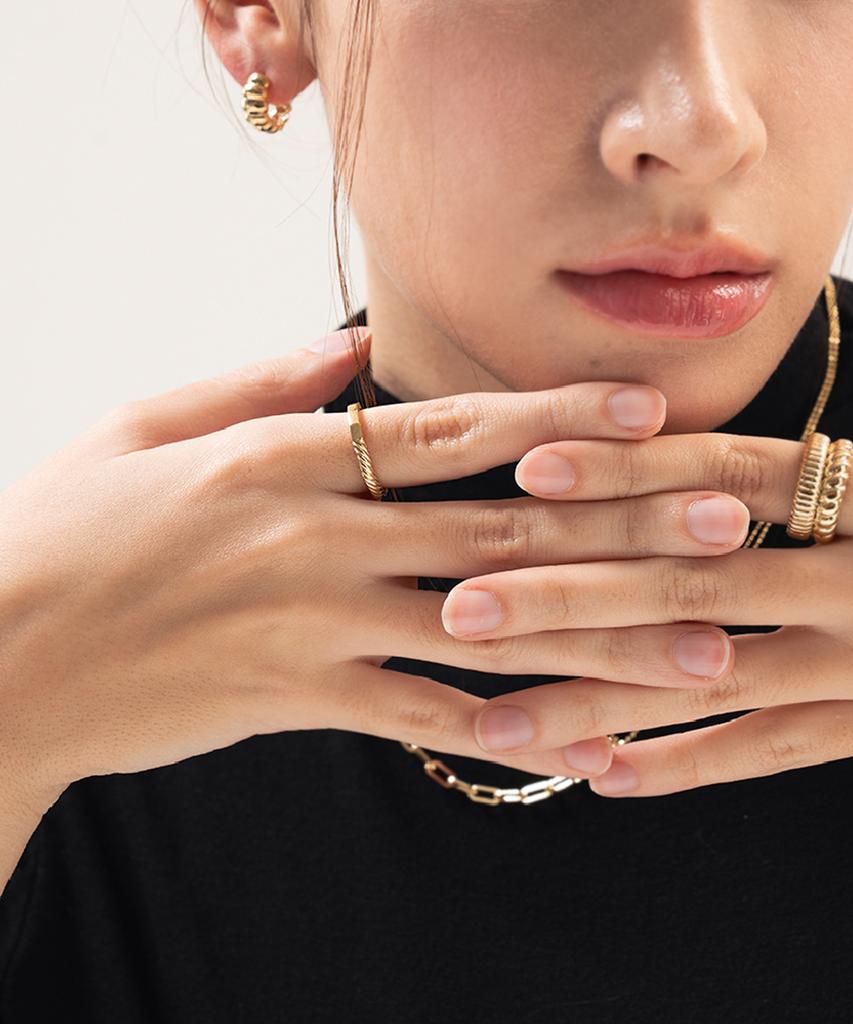 Jnui Cutting Twist Ring 14K Gold Plated