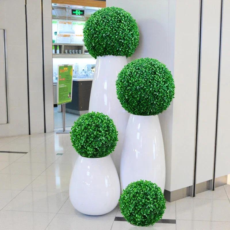 Künstliche Pflanze Buchsbaum Kugelform Geformt Unechte Pflanzen Dekorative Grasbälle UV-geschützt für Zuhause Terrasse Garten Balkon Hochzeitsdekor