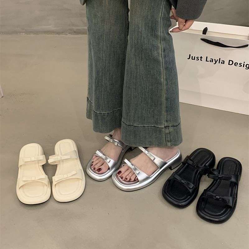 Silver Small Cool Slippers Wearing Fairy Shoes In the Summer of 2025 New Thick Heel Bow French Temperament Sandals
