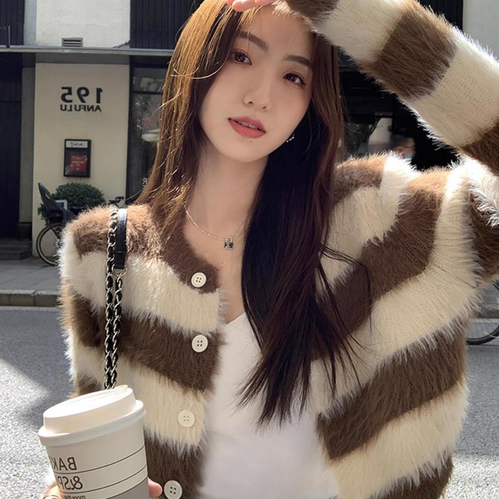 2025 Damen Kuscheliger Herbst Streifenstrick-Cardigan - Petite, Langarm, Rundhals-Stil