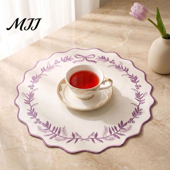 Heat Resistant Table Mats for Hot Dishes Embroidered Round Placemat, 15 Inch Scalloped Leaf Bow Embroidery Durable Fabric Kitchen Washable Insulation