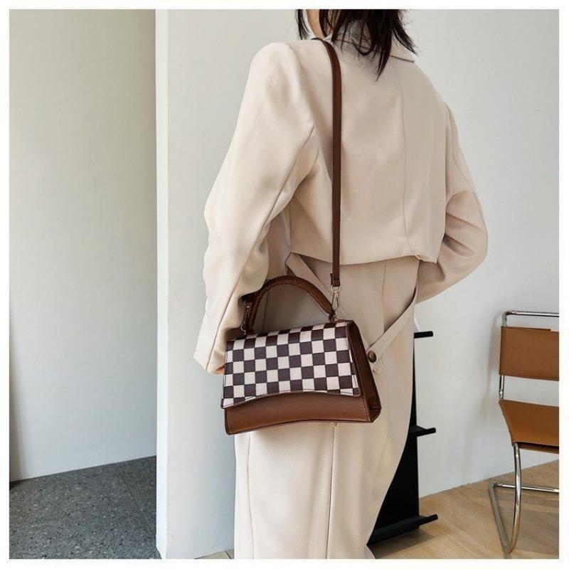 Small Square Bag New Trendy and Cool Casual Hand Bag Simple Color Matching Checkerboard Single Shoulder Messenger Bag Portable and Compact