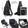 Borsa a tracolla impermeabile per escursionismo, zaino unisex con porta USB e foro per cuffie, zainetto da petto