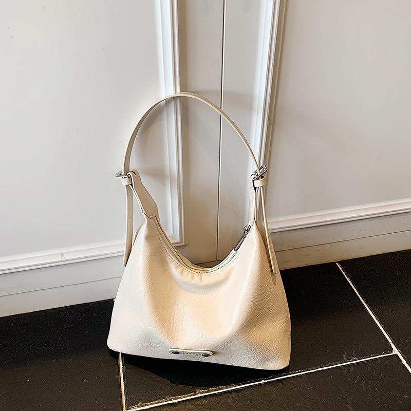 

Fashion versatile underarm bag women s new large-capacity shoulder bag high-end sense niche simple hand bag