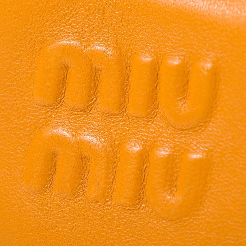 MIU MIU Logo a Lettere Goffrate Tracolla Regolabile Staccabile Borsa a Mano Mini in Pelle Borse da Donna Giallo Melograno 5NR020-2F8W-F0E05