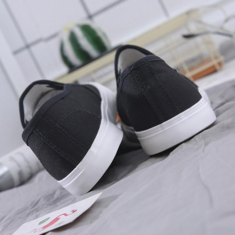 Fashion Soft Breathable Mens Cloth Shoes Slip-on Pure Black Flat Male Brand Casual Shoes Non-slip D557