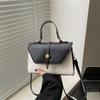 Fashion simple contrasting color texture handbag small square bag personalized color scheme design simple trend shoulder messenger bag women