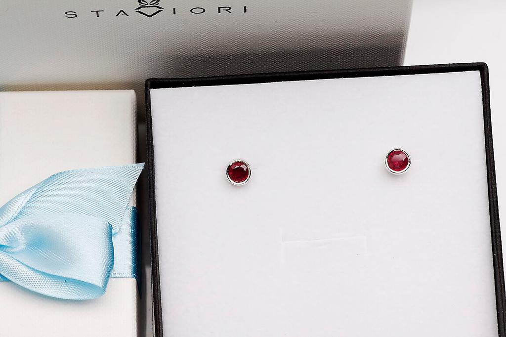Silver Earrings with Rubies - Kdr4394
