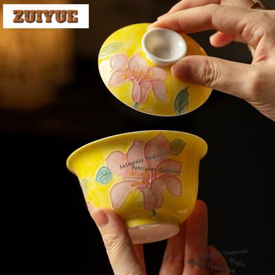 Tazze e bicchieri – Servizi da tè e tazzine