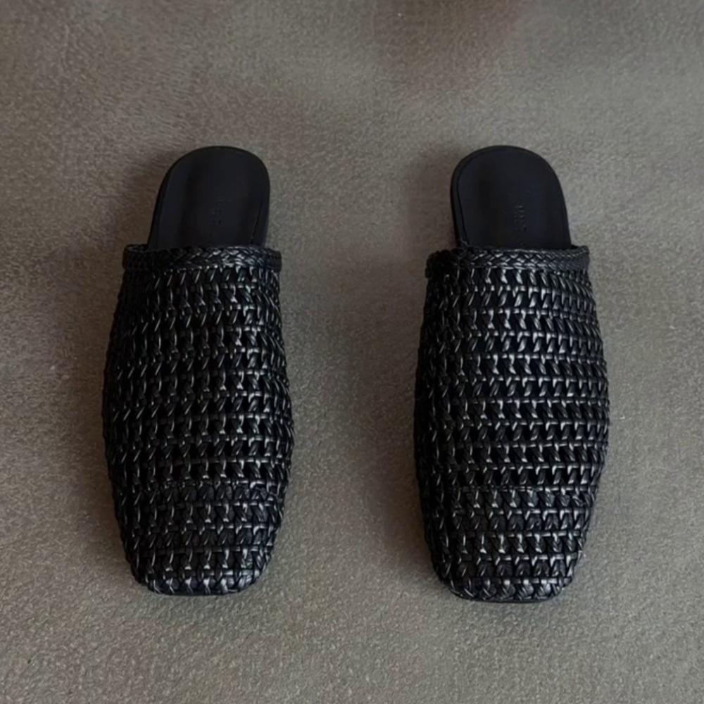 Ladies Slippers Flat Bottom Outside Woven Hollow Bag Head Half Slippers Women's Summer Flat Bottom Square Head Fashion Sandals