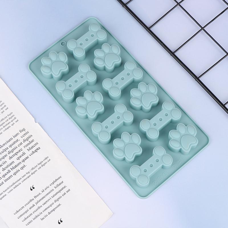 Silicone Puppy Dog Paw Bone Molds Elegant Chocolate Cookie Mold For Baking Non-Stick Dog Treat Molds Suitable For Microwave Oven
