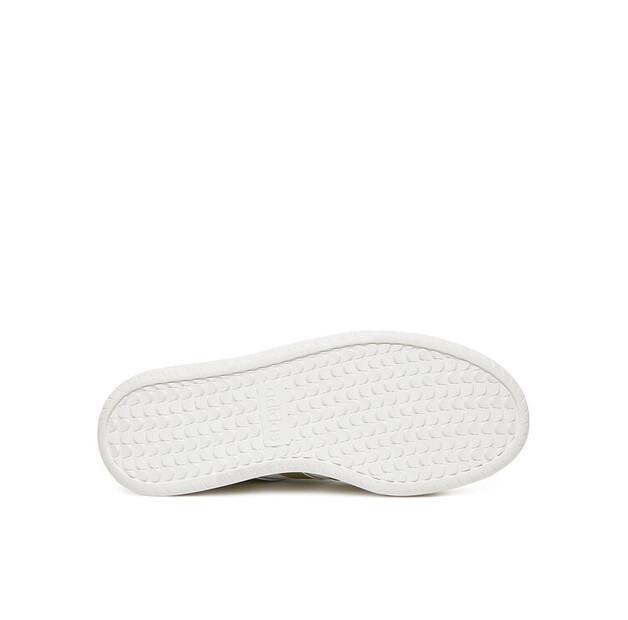 Кроссовки adidas Barreda