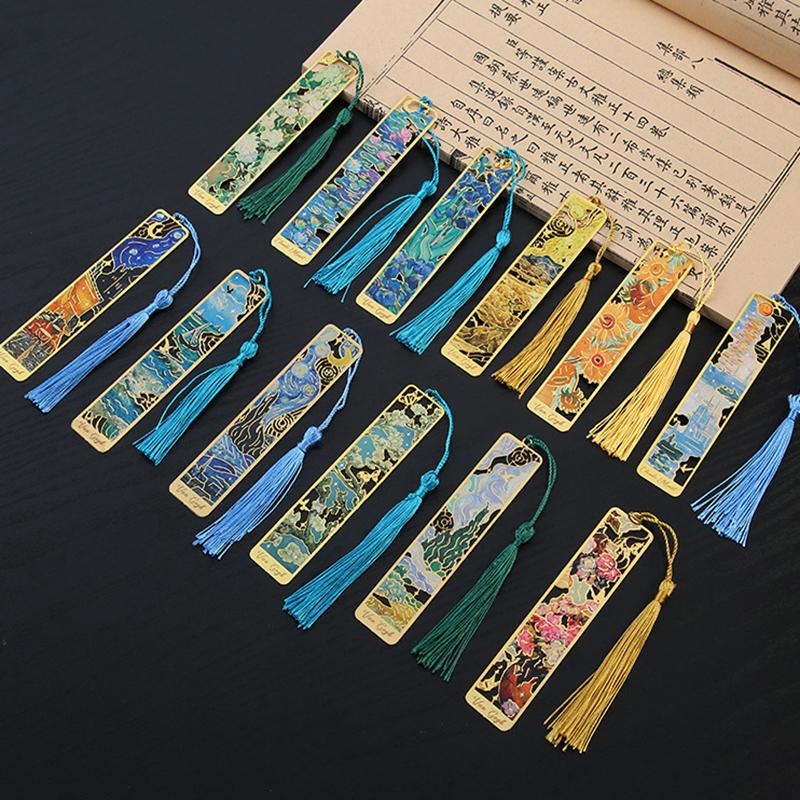 1 Pc Retro Floral Painting Metal Bookmark Hollow Bronzing Bookmark With Tassel Stationery Gifts For Book Club Reader
