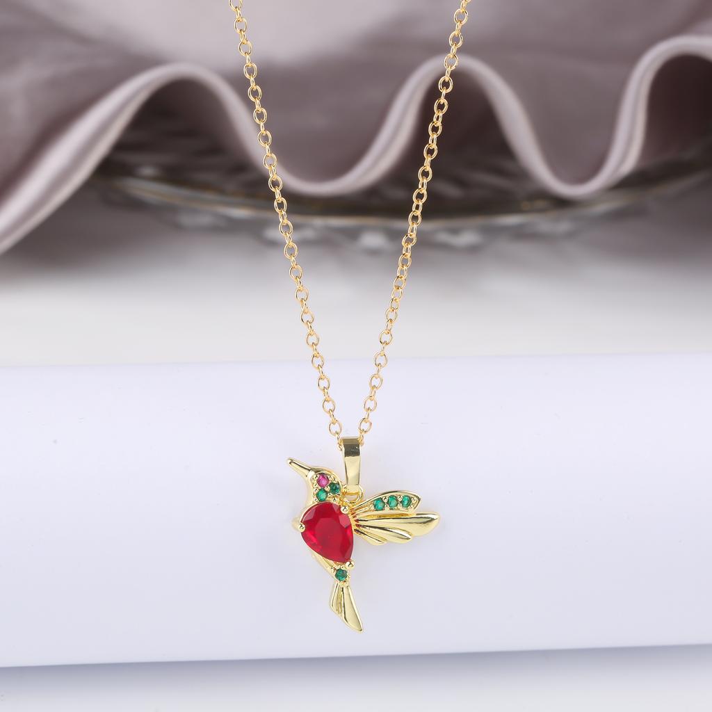 Hot Sale Crystal Zirconia Hummingbird Necklace For Man Woman Gold Plated Bird Animal Pendant Choker For Party Daily Wear