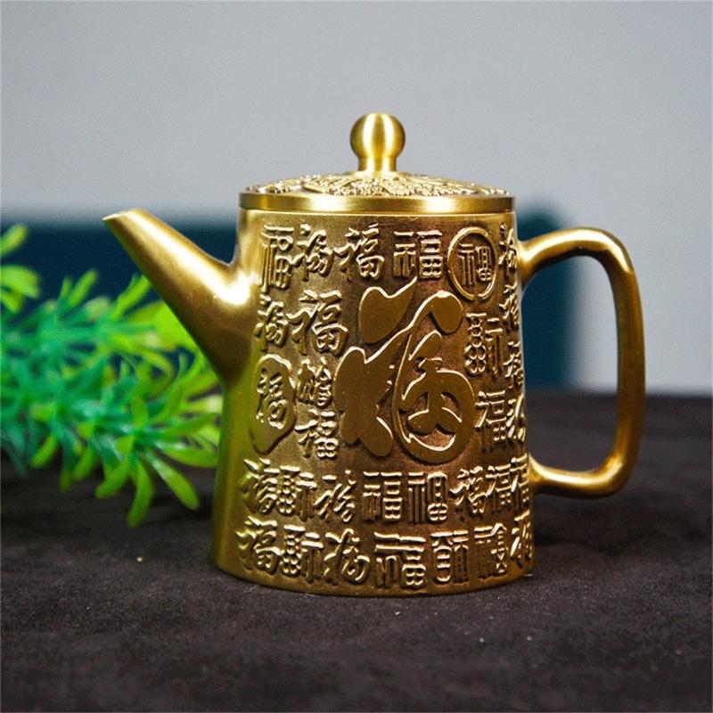 Practical Drink Dispensers Cold Kettles Beverage Container Copper Pitcher Large Water Kettles Suitable for Gatherings