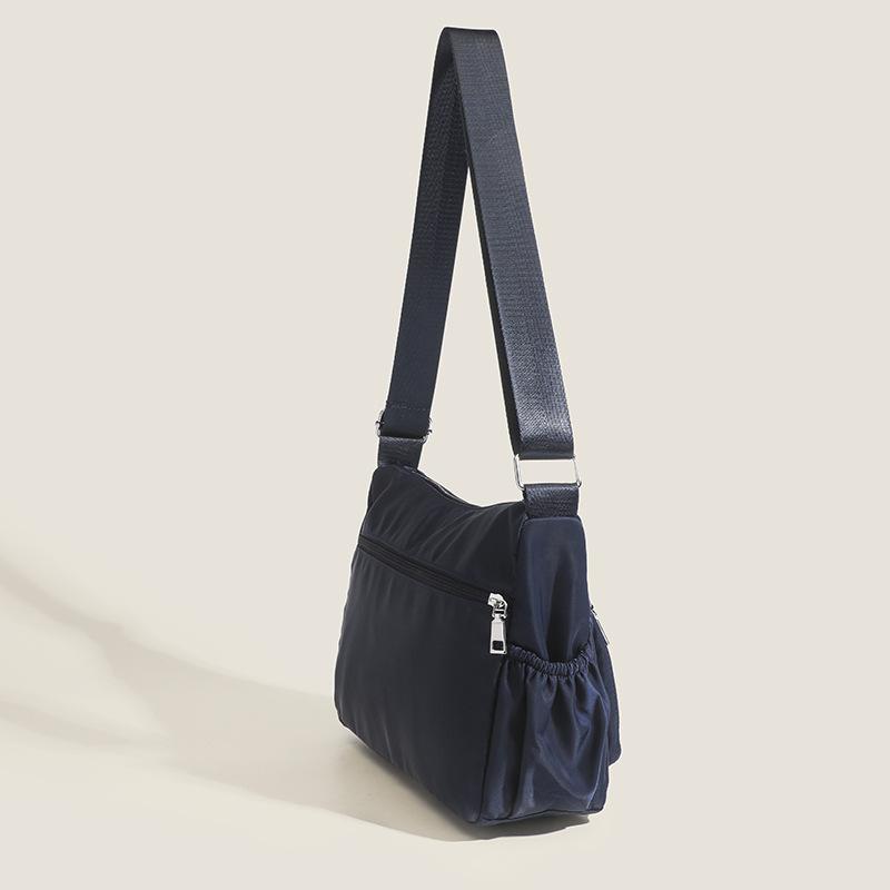 Korean Version of Simple Large Capacity Crossbody Bag Oxford Cloth Waterproof Casual Bag Large Capacity One Shoulder Middle Aged and Old Mother Bag