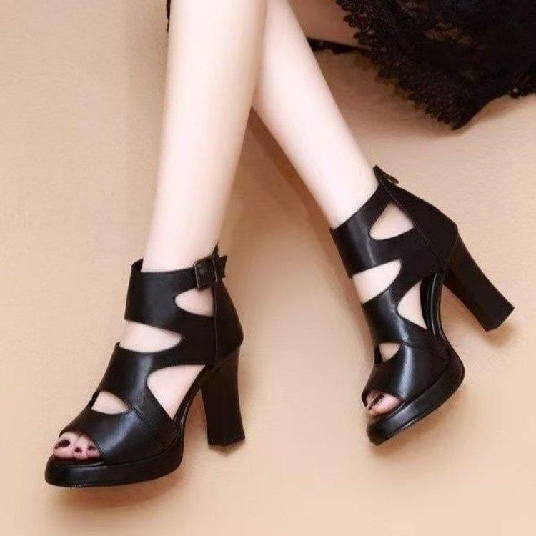 High-heeled sandals hollow fish mouth Rome 2025 new sandals summer waterproof women's versatile with thick-heeled women's sandals