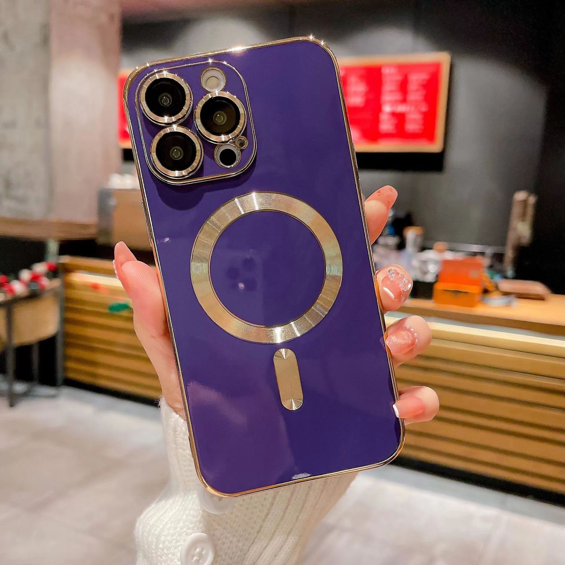 

Подходит для магнитного чехла для телефона Iphone16Pro, гальванизированный однотонный чехол-накладка для Apple 15 с полной защитой от падений 14 iPhone11promax фиолетовый