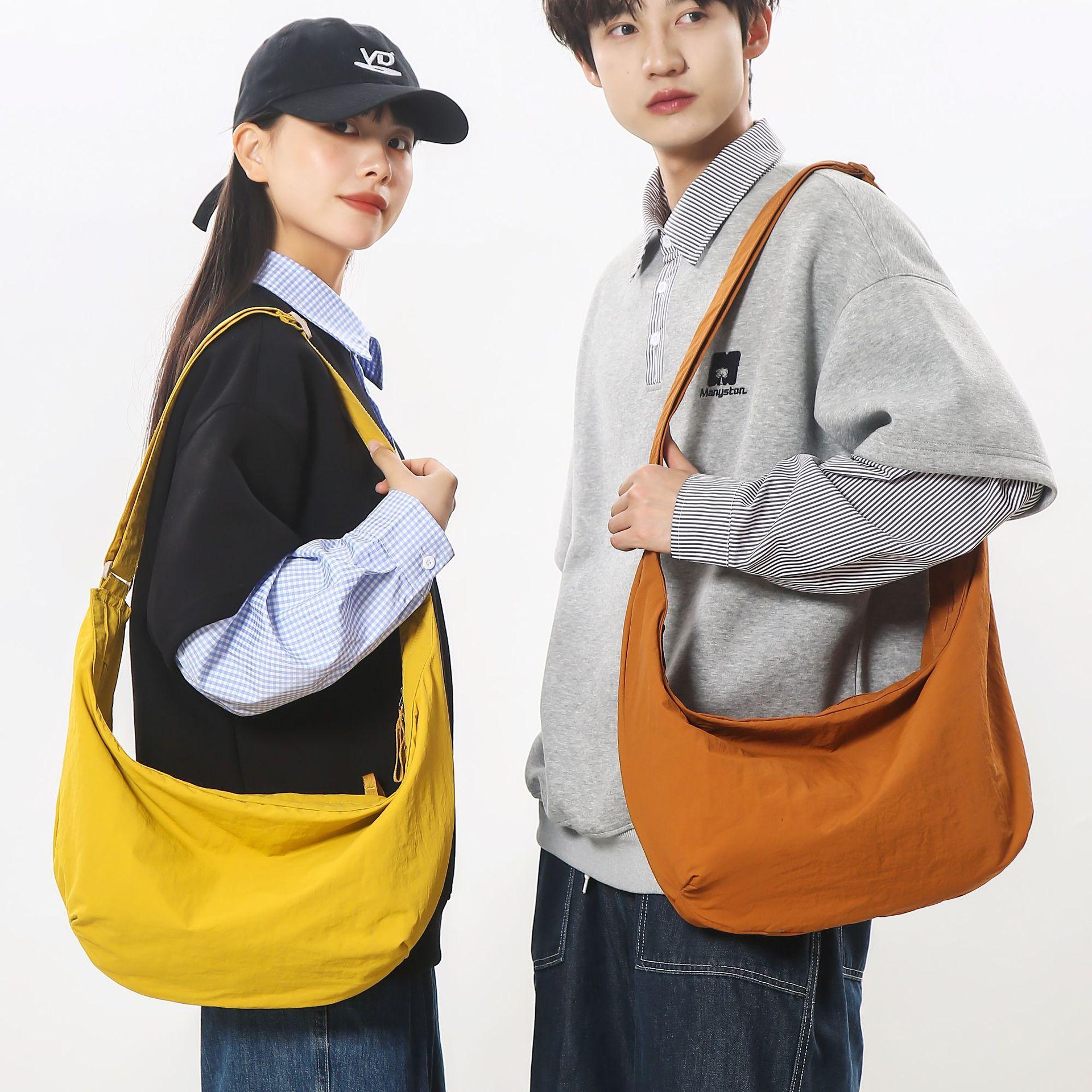 The Bags Family Women's Orange Lightweight Waterproof Nylon Dumpling Bag Sports Commuter Messenger Bag Tote Bag Cycling Relaxation Shoulder Bag