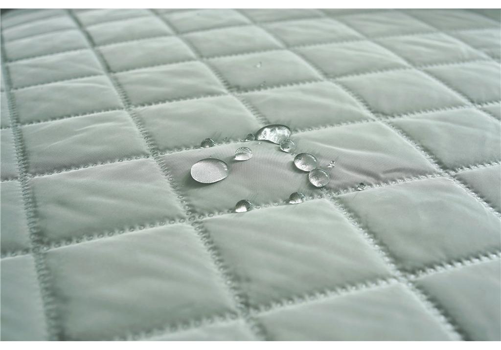 Waterproof Anti-slip Pet Sofa Cover - Universal Protective Mat for Dogs