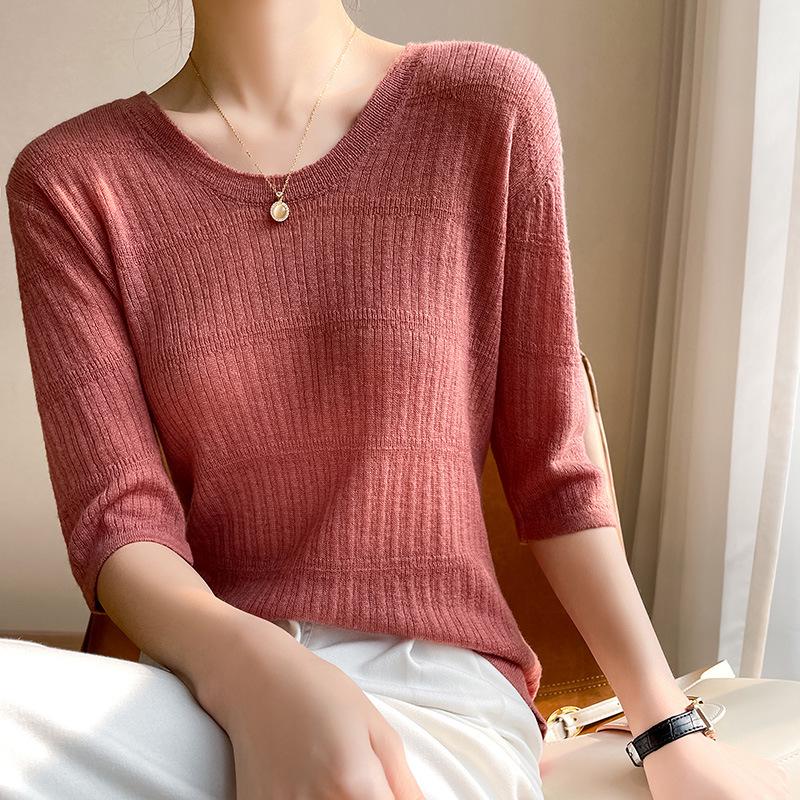 Women's Wool Knit Top, Loose Fit, 3/4 Sleeve, Crew Neck, Base Layer - Spring/Autumn 2023.