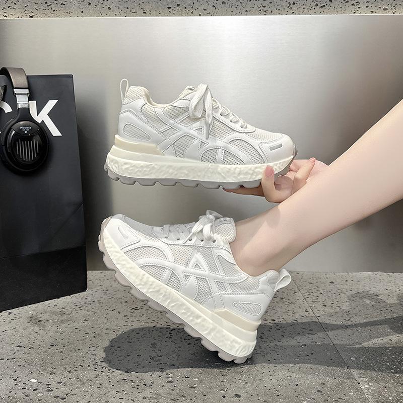 2026 new thick-soled mesh Forrest Gump shoes women's breathable inner height-increasing German training shoes lightweight casual sports shoes