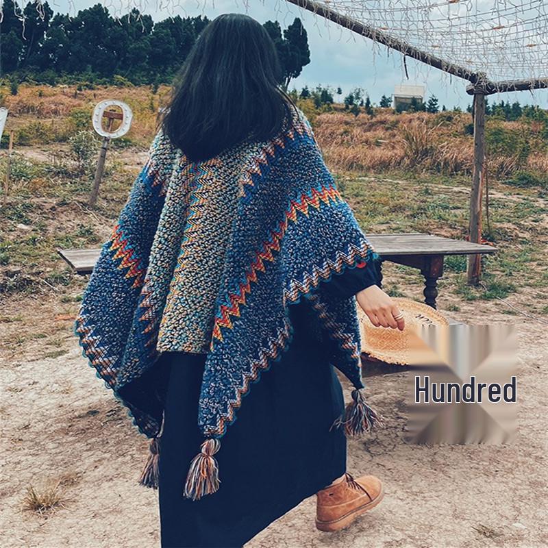 Handgestrickter Schal und Klimaanlagen-Cape im Ethno-Stil mit Quasten